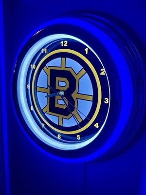 Boston Bruins Hockey Bar Man Cave Neon Style Retro LED Clock Sign