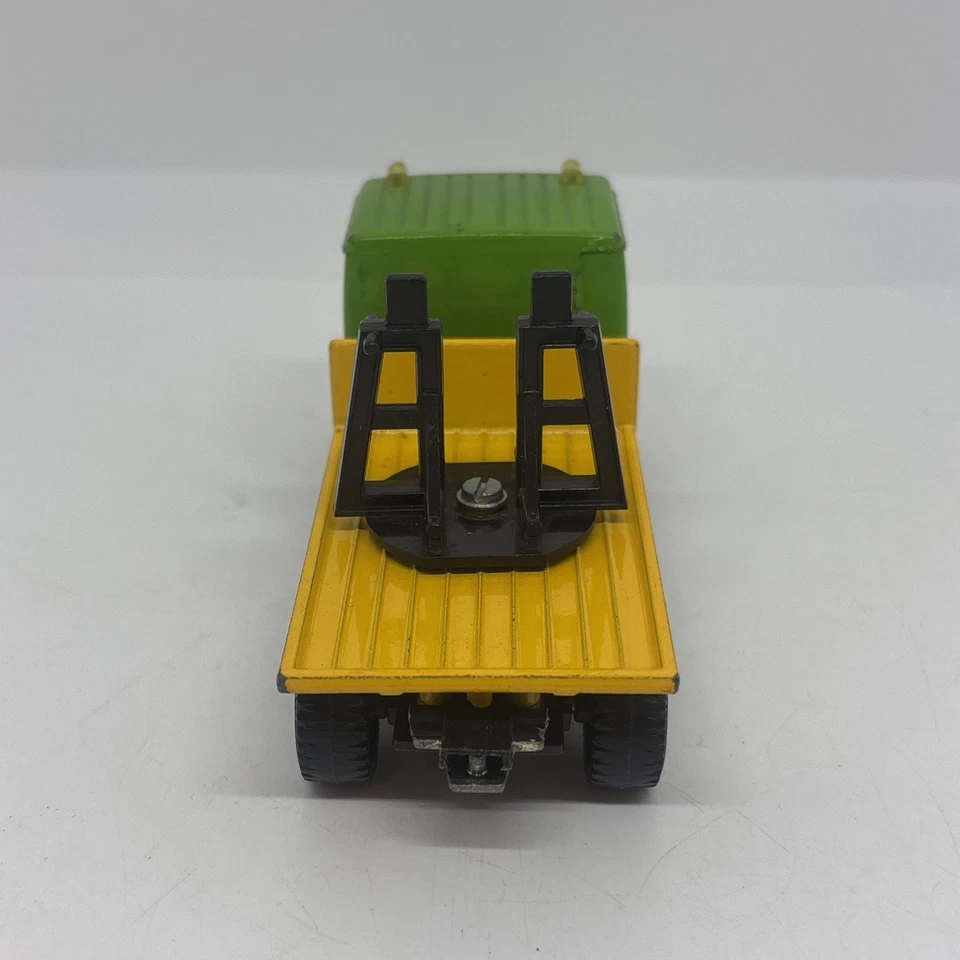 VINTAGE SIKU TOYS GERMANY MERCEDES BENZ TRACTOR - Image 4 of 4