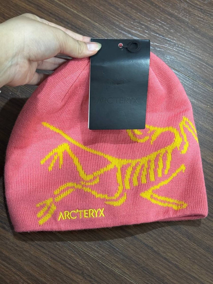 Arc'teryx Bird Head Toque Pink Wool Beanie Hat Warm Unisex Winter