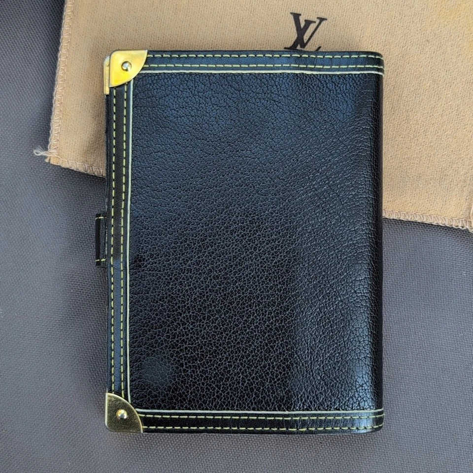 Organizador de agenda vintage Louis Vuitton de cuero negro con detalles dorados Foto 3 de 4