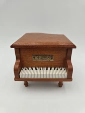 Vintage Wood Piano Music Box Sankyo Music Box Dancer