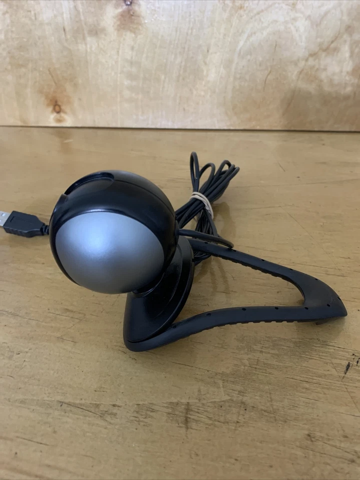 Logitech V-UBK45 QuickCam Communicate Webcam - Image 3 of 4