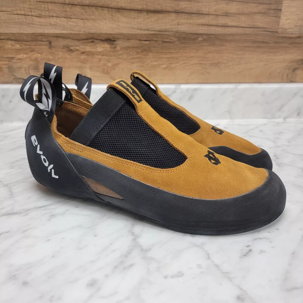 Evolv raven store climbing shoe