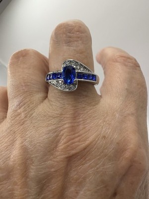 Silver Tone Crystal & Saphire Color Crystal Fashion Ring Size 8.5 