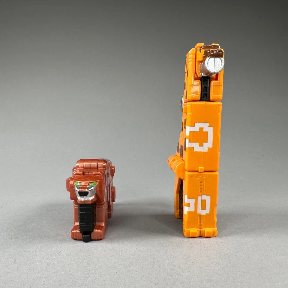 Power Rangers Sentai Zyuohger DX Zyuoh Cube Giraffe Bear Kirin Kuma Bandai 🇺🇸 - Image 2 of 4