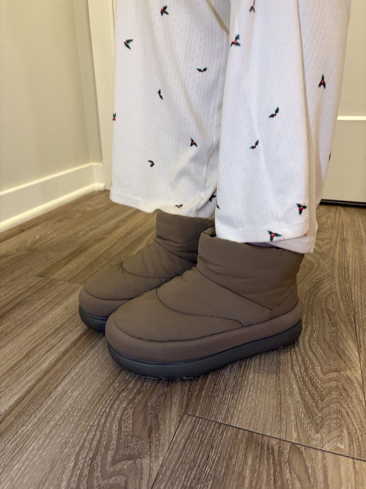 UGG Women's Mini - image 1