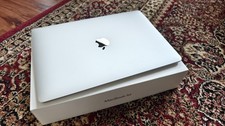 Apple MacBook Air 13 Zoll (256GB SSD, M1, 8GB) 2020 - Silber - MGN93D/A...