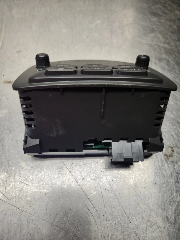 02-09 Chevy Trailblazer Control de temperatura automático trasero opt CJ2 15082687 OE Foto 2 de 4