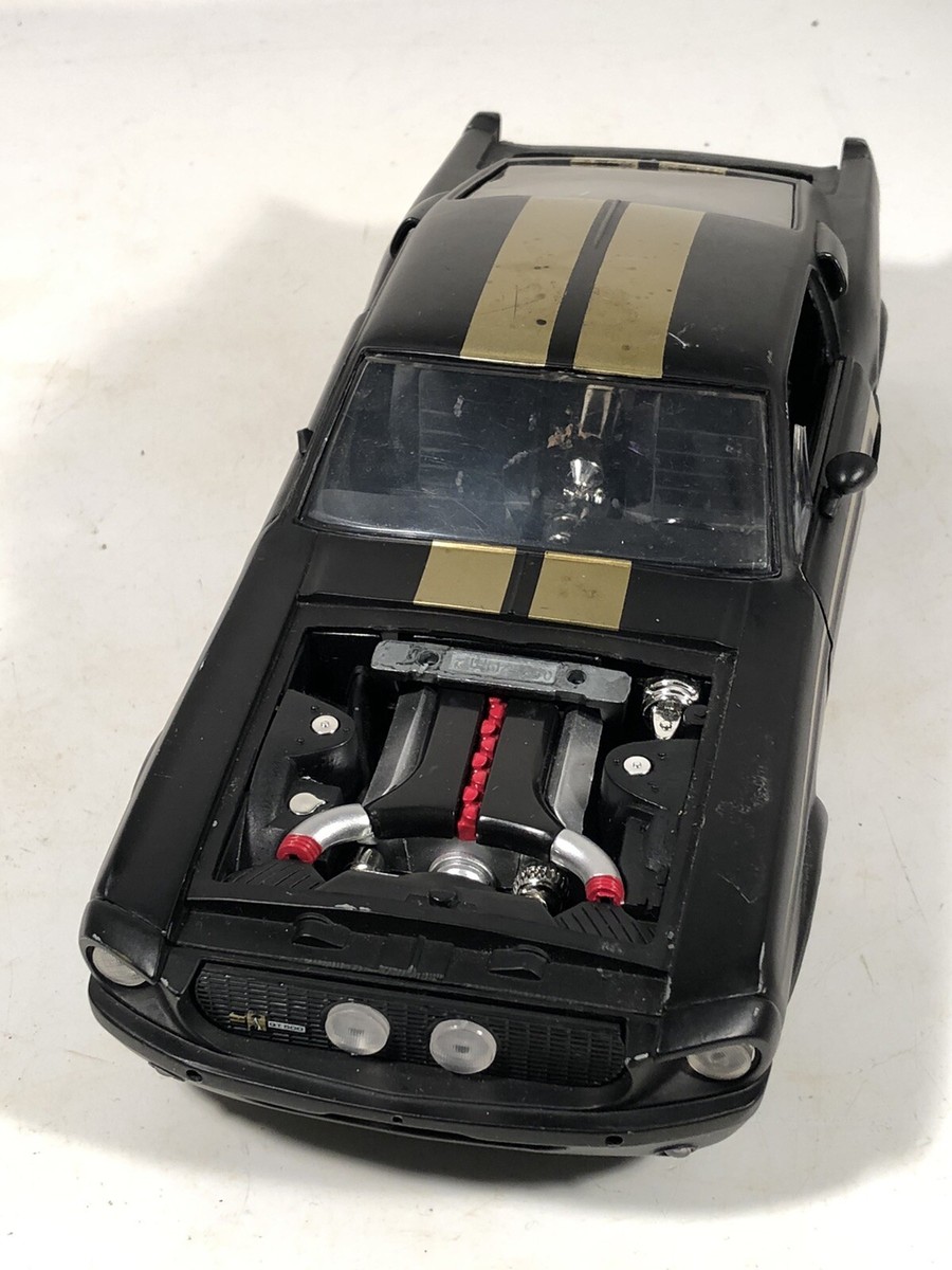 JADA LOPRO 1967 Shelby GT500 Black with Gold Stripes For