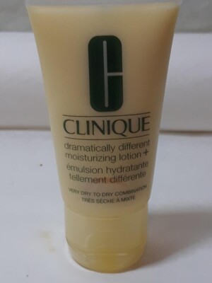 Clinique Dramatically Different Moisturizing Lotion 1oz Travel Size