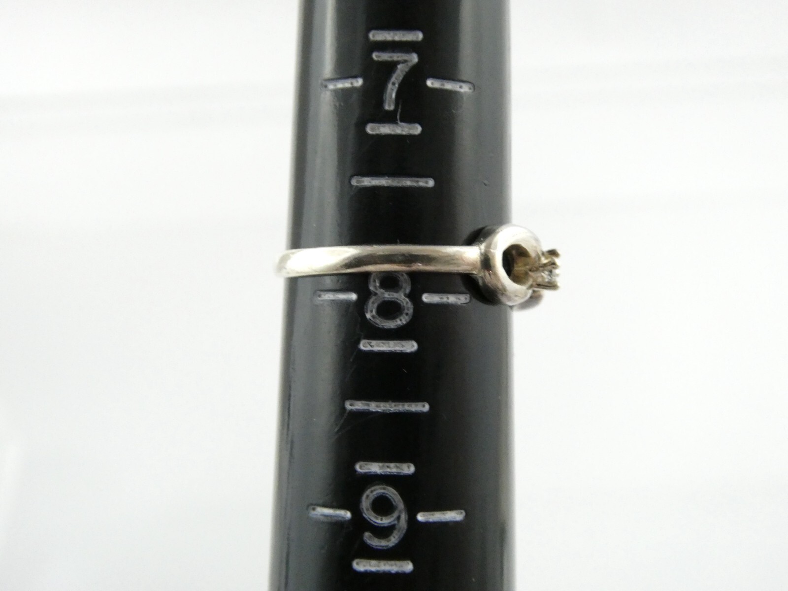 Sterling Silver White Gem Infinity Loop Design Ri… - image 11