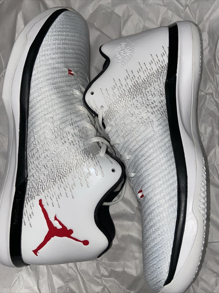 Zapatos de baloncesto Nike Air Jordan XXX1 31 Low Chicago Bulls blancos rojos talla 15 Foto 2 de 4