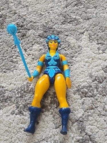 Vintage MOTU Evil Lyn Complete (He-Man and the Masters of the Universe)