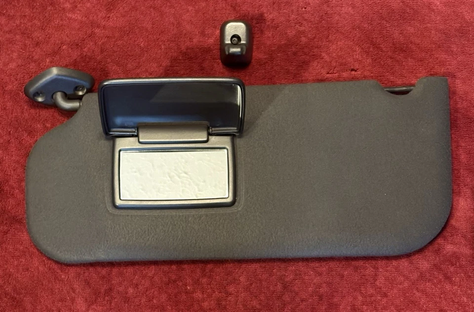 Viseira solar preta 08-10 Ford F250 F350 F450 F550 LH - Imagem 2 de 4