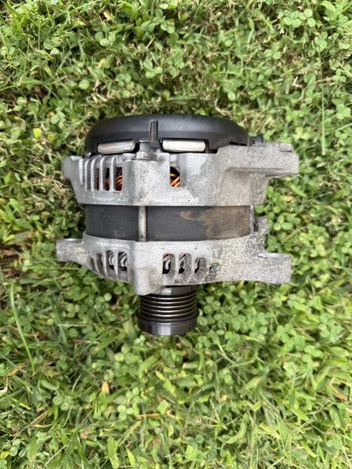 2017-2022 Toyota Highlander Alternator 270600P420 17-22 - Image 4 of 4