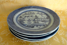 Four Antique Chinese Export Porcelain Canton ...