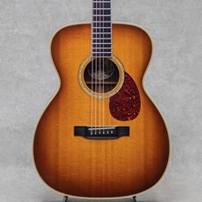 Collings Om3H Sunburst / 1997 Consegna sicura dal Giappone