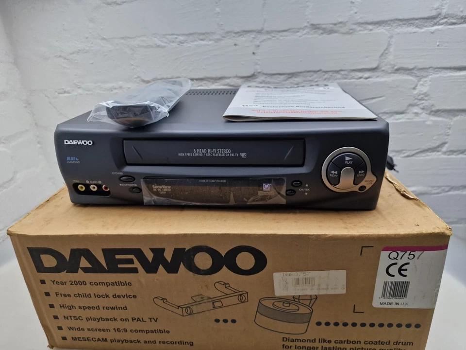 Daewoo Q757 Videorecorder 6-Kopf Hi-Fi Stereo NTSC PAL MESECAM VHS HQ - Bild 2 von 4