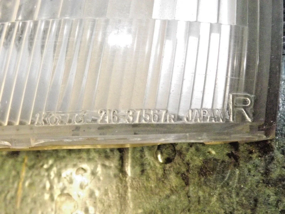 89-94 USDM OEM Mitsubishi Galant front corner light lamp assembly 216-37567 R FR - Image 2 of 4