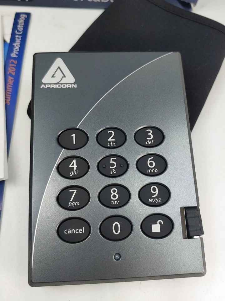 Apricorn A25-PL256-XXX Aegis Padlock 250GB Used In Box. Tested And Works. - Image 2 of 4
