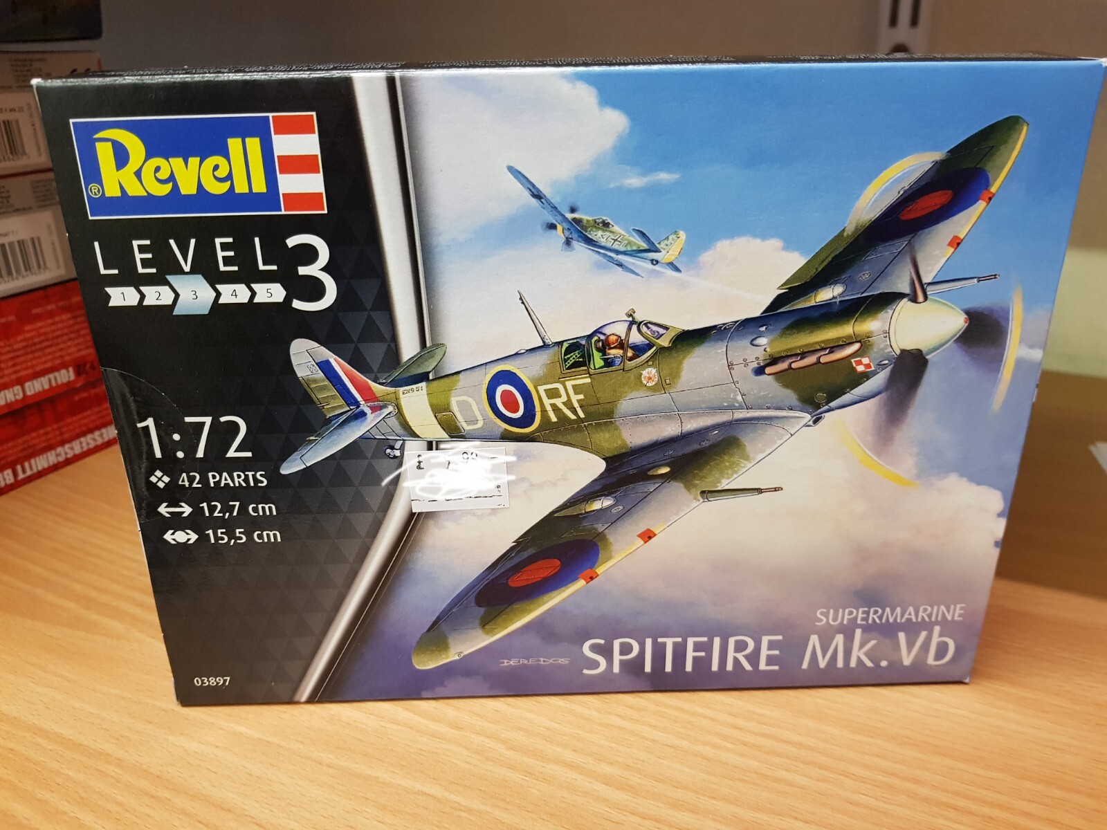 03897 Revell 1:72 Scale Supermarine Spitfire MK.Vb