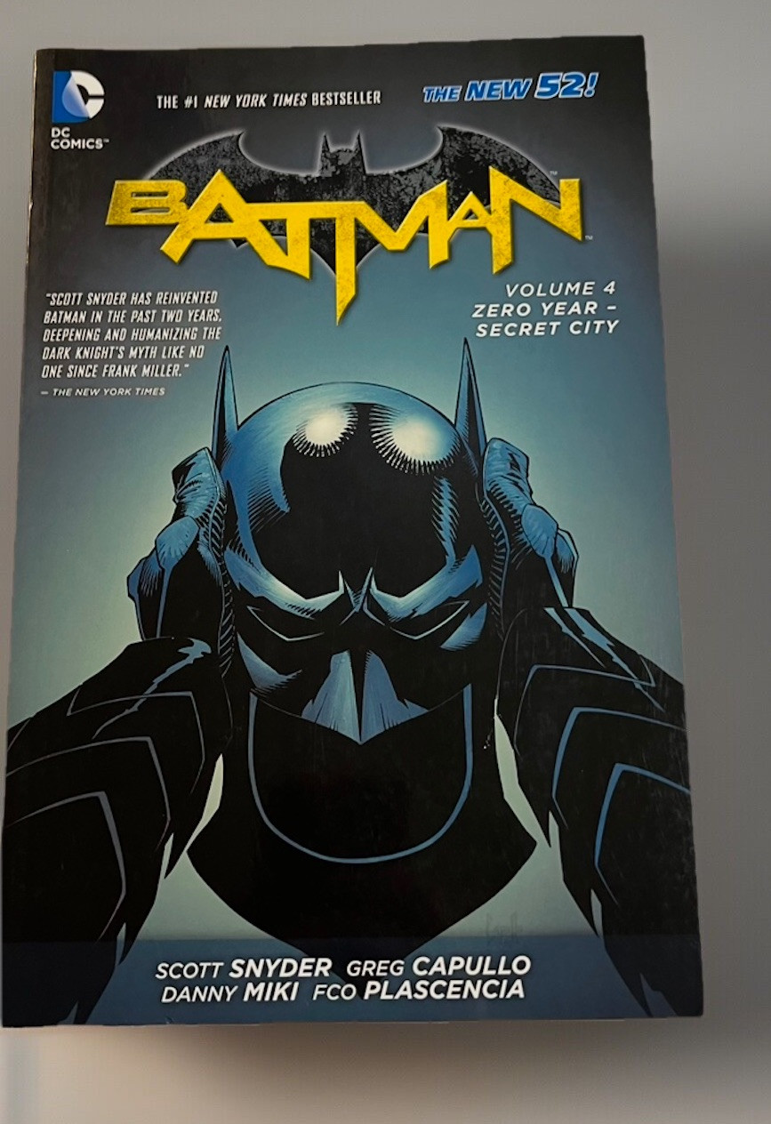 Batman 4: Zero Year-Secret City - hardcover, 9781401245085, Scott Snyder