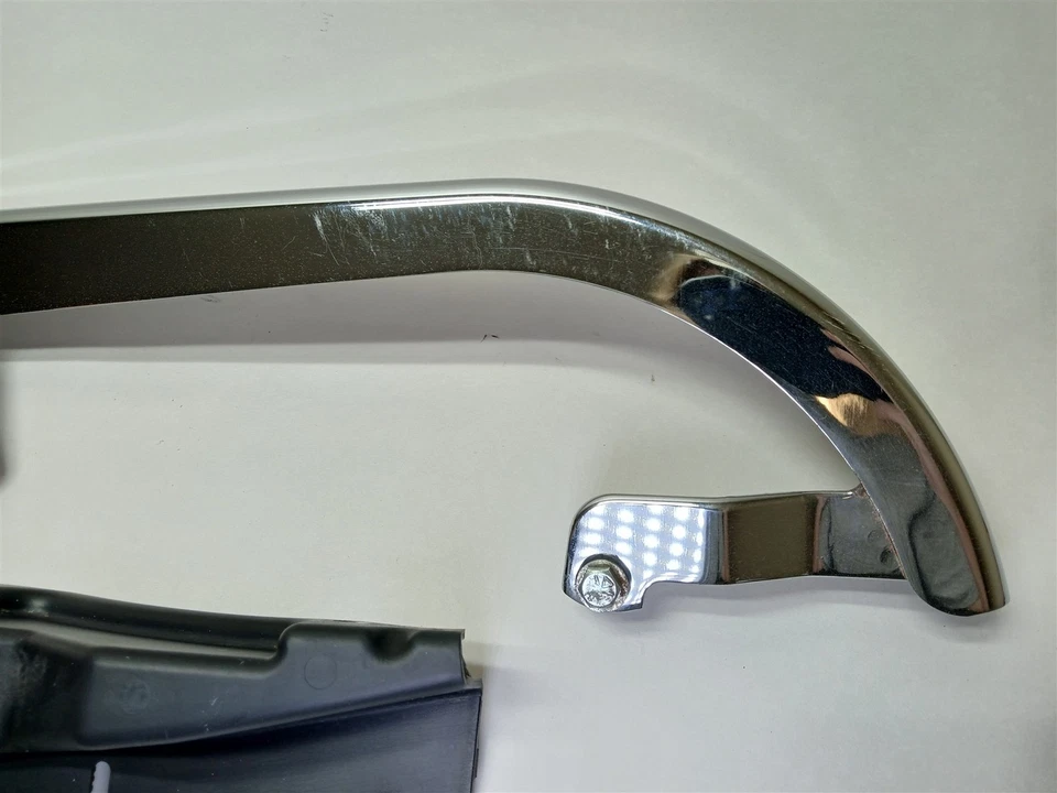 Protetor de cinto Harley-Davidson 2004 Dyna Wide Glide e defletor de detritos 60293-00 - Imagem 4 de 4