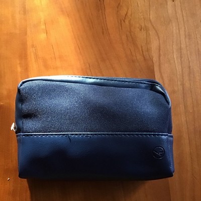 Lufthansa Amenity Kit   Premium Economy   inkl. Inhalt   neu und verplombt 