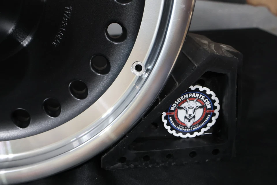 43300171 НОВОЕ ОРИГИНАЛЬНОЕ ПЕРЕДНЕЕ КОЛЕСО HARLEY-DAVIDSON FLSTF SOFTAIL FATBOY 2008-2017 годов выпуска - Изображение 3 из 4