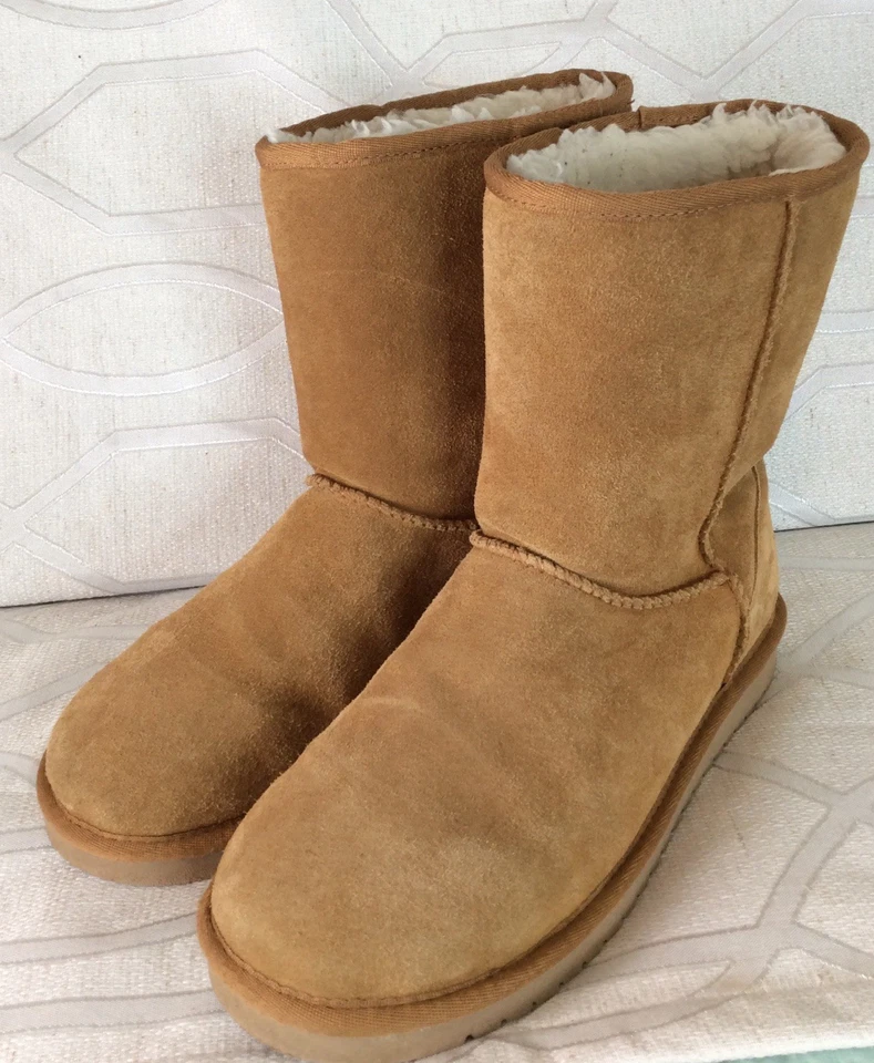 Botas de moda Koolaburra by UGG KOOLA SHORT para mujer - Castaño, talla 9 Foto 2 de 4
