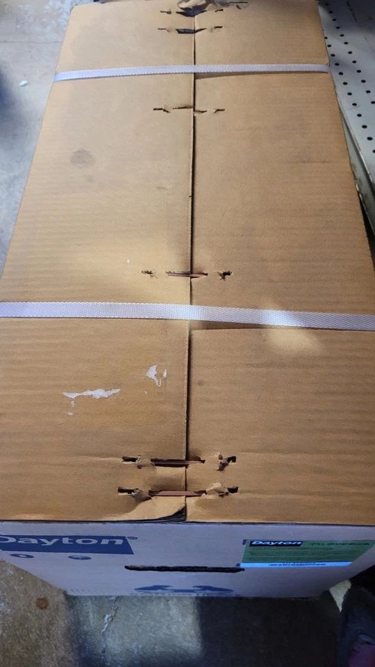 Bomba centrífuga de polipropileno Dayton 2YER2A - Imagem 3 de 4