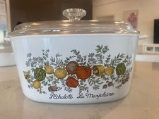 Corningware Vintage 1974 floral bouquet - L’Echalote la Marjolaine & Le Romarine