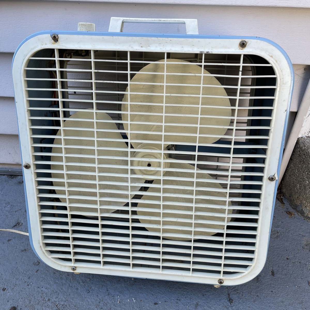 Vintage Kmart By Lakewood 2 Speed Box Fan Blue Colored 14x14