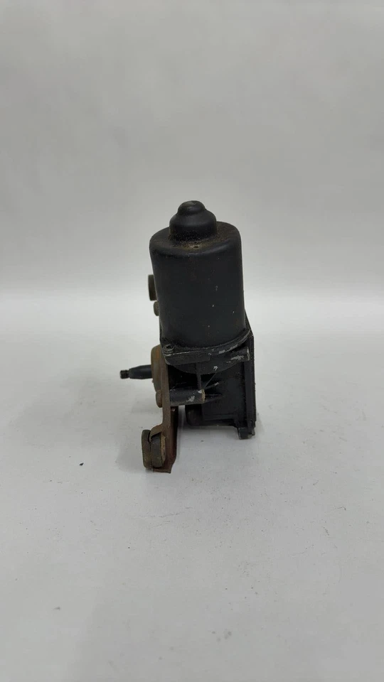 1994-2005 Chevrolet Astro Wiper Motor Front - Image 2 of 4