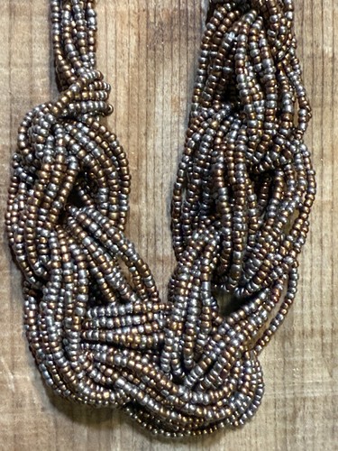 Paparazzi Schmuck ~🔥Stadt Laufsteg🔥~ Messing Rocailles Halskette Brandneu mit Etikett - Bild 2 von 3