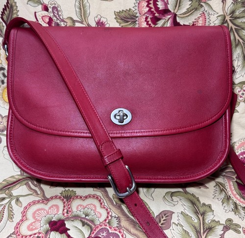 Vintage Coach 9790 Red City Bag - y2k - Nickel turn lock - Image 1