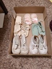 VTG Baby Shoes Lot of 4 pairs of White Leather Felt Baby Shoes Dates unknown