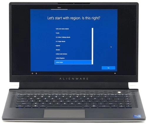 Alienware R1 - 15.6"- i7-11800H - 16GB RAM - RTX 3070 - 512GB SSD (BATTERY FAIL)
