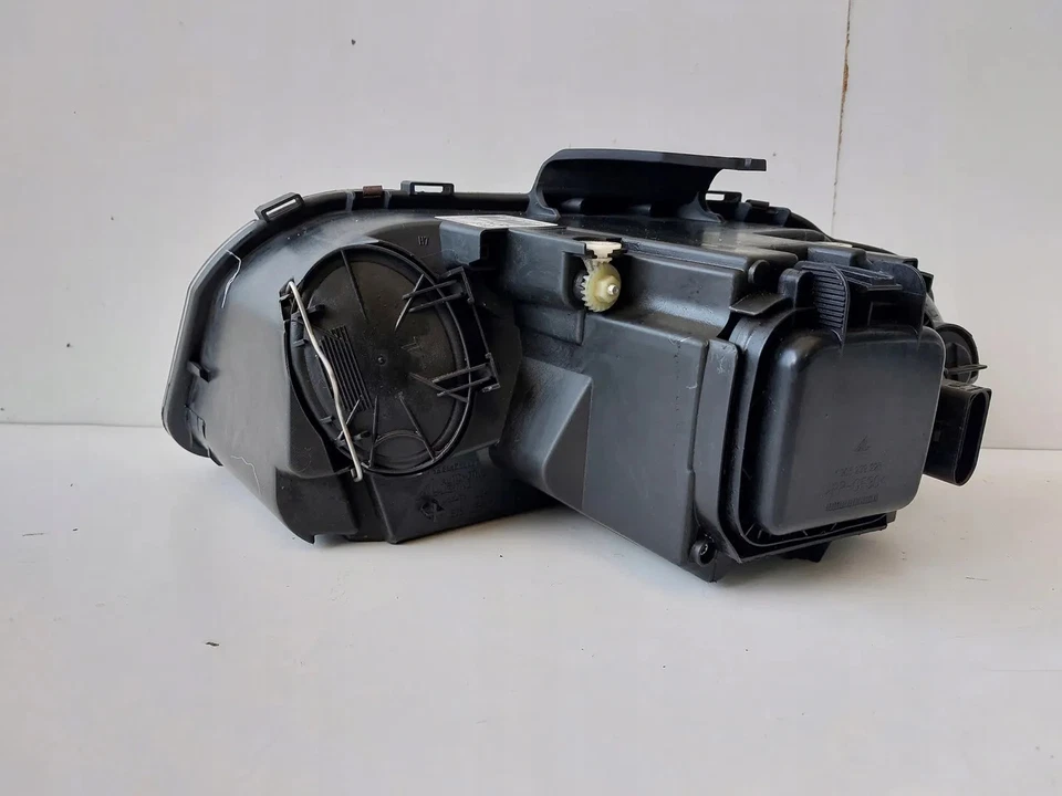 Frontscheinwerfer Audi A3 8P0941004K LED Ein Stück (Rechts oder Links) Headlight - Bild 3 von 4