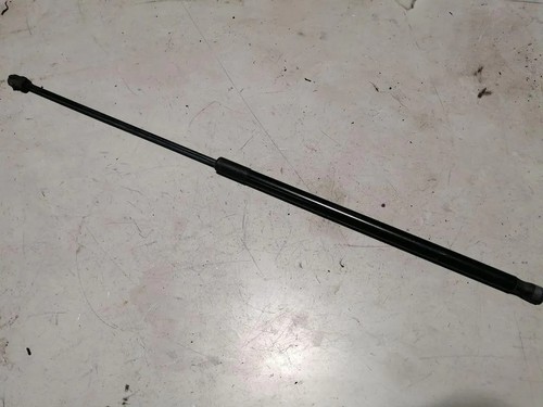 VW PASSAT B7 ALLTRACK 365 Vordere linke Motorhaubendämpfer 3G0823359 33882843