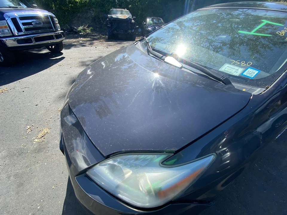 (LOCAL PICKUP ONLY) 10 11 12 13 14 15 TOYOTA PRIUS Hood - Imagem 3 de 4