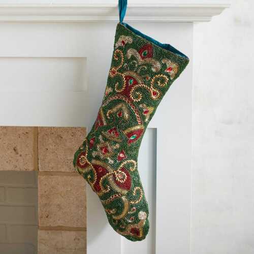 PIER1 RED AND GREEN BEADED CHRISTMAS STOCKING BNWT - Picture 1 of 1