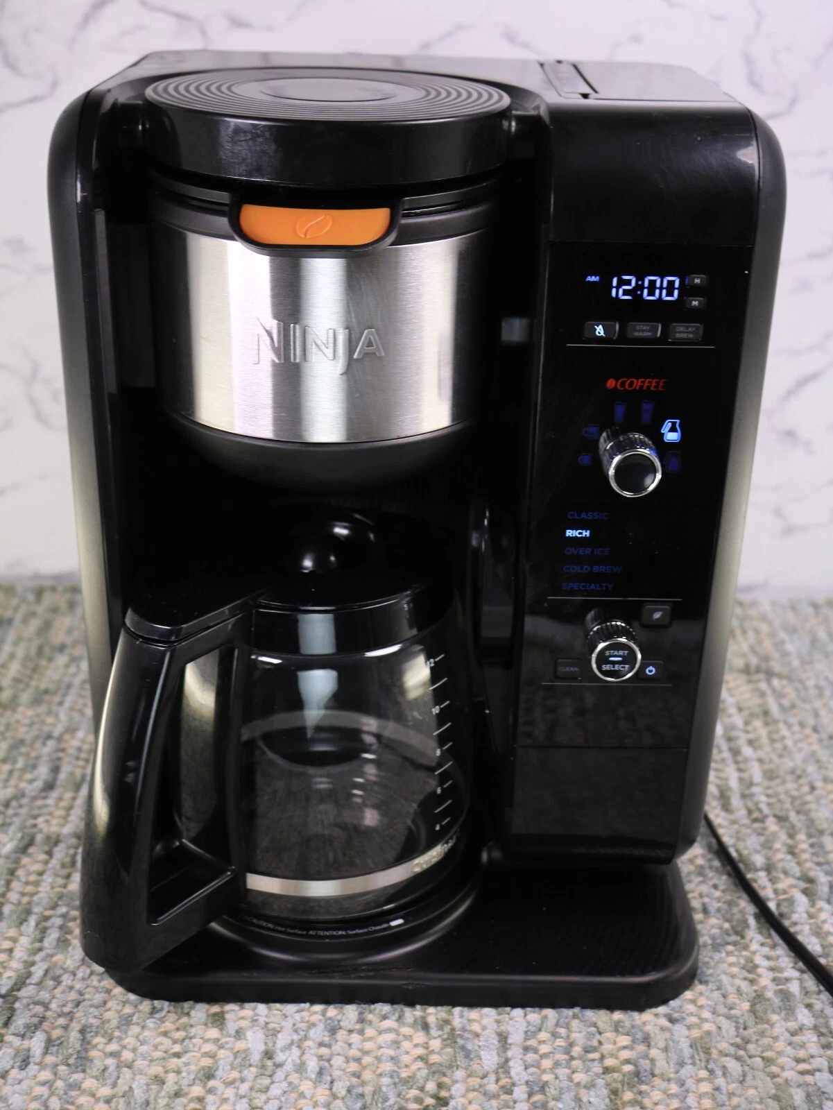Ninja CP301 10-Cups Coffee Maker Hot & Cold Brewed System W/Auto-IQ & Frother !!