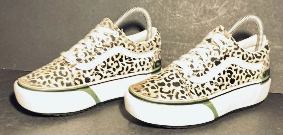 VANS Old Skool Stacked Platform Leopard Print Low Top Athletic Schools Women’s 7 - Image 4 of 4