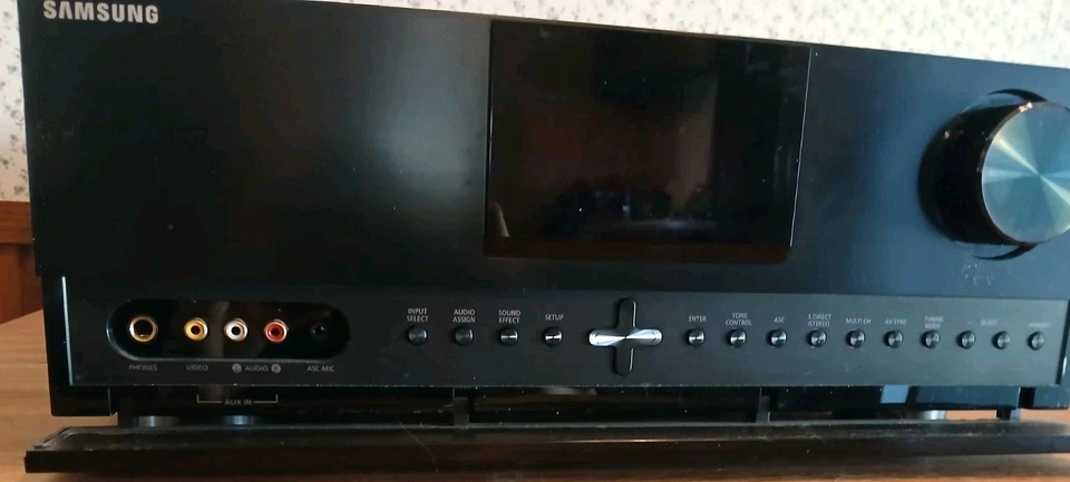 Samsung HW-C700B-XAA 7.2 Channel HDMI Digital HD Audio/Video AV Receiver - Image 3 of 4