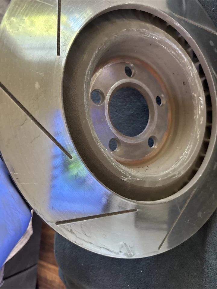 Dodge Charger Scatpack 2019 conjunto de rotores delanteros y traseros usado Foto 4 de 4