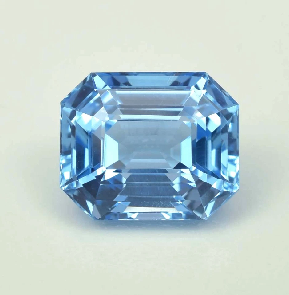 Topacio azul cielo suizo natural impecable corte suelto radiante AAA+ piedras preciosas 7,45 quilates Foto 3 de 4