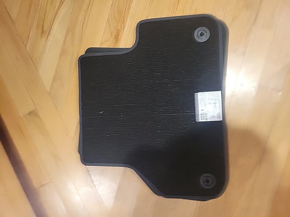 Alfombrillas negras nuevas Audi A4 originales OEM I110991 VCPL150505 4 piezas Foto 3 de 4