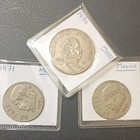 Lot of 2 Mexico Un Peso 1971 & 1 Cinco Pesos 1974  — photo 1