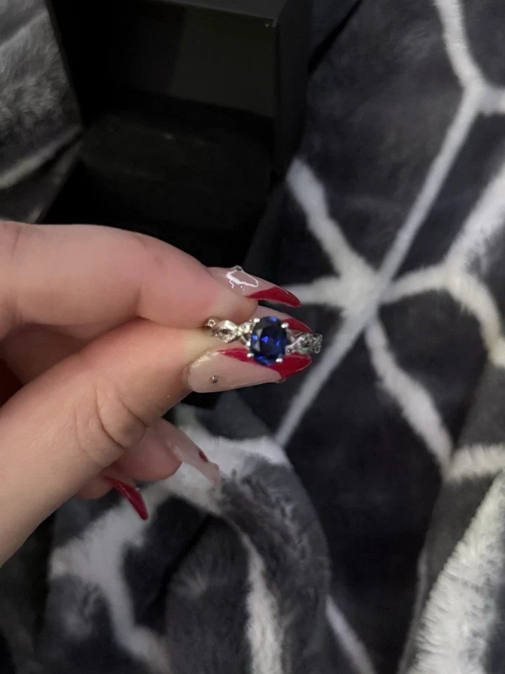 Кольцо с сапфиром из чистого серебра Zales с лабораторно созданными бриллиантами размер 7 - Изображение 4 из 4